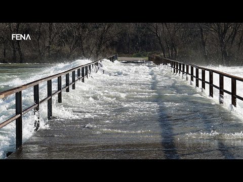 Poplavljen most u Baćevićima; u Ljubuškom proglašeno izvanredno stanje