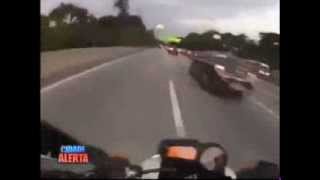 Dangerous high speed bike ride in heavy traffic