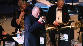 New York Voices & Helsinki Swing Big Band: We Wish You A Merry Christmas