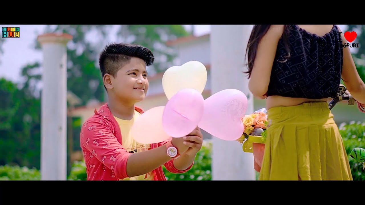 Ghar Se Nikal Padha Chatri Le Ke | Cute Children Romantic Video | Child Hood Love Story 2022