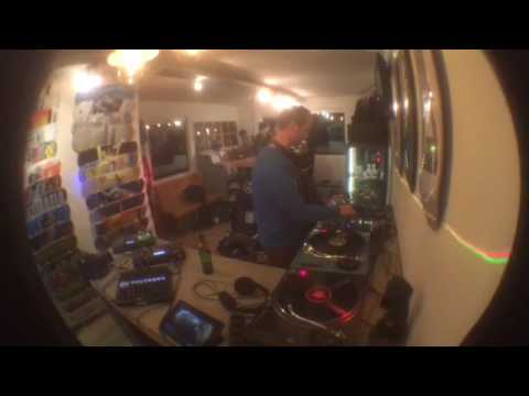 UNIT-RADIO n° 15 - Acid Anonymous Rinse VS Chris VS Kev AA - 03-03-2017