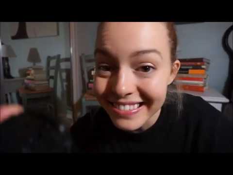 Американка нежно поёт на русском. "Конь". Красивая милая девочка Brinnuliya Бринулечка 🤍 Spakoj.eu 🤍