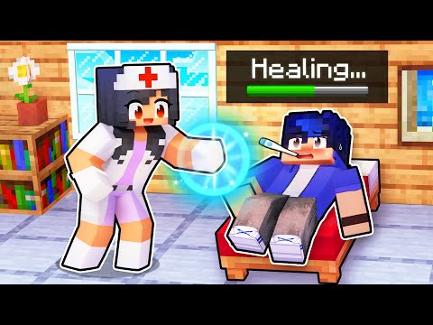 Playing as a Healing DOCTOR In Minecraft!