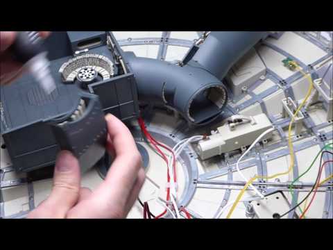 Official Millennium Falcon Build Diary - Pack 23, Stage 92