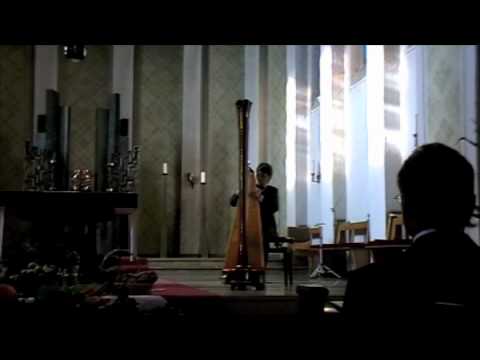 Aram Khachaturian - Oriental Dance and Toccata (A. Andrushchenko - 12 years harpist)