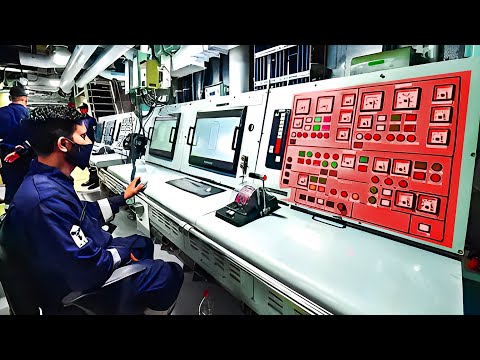 Inside the ENGINE Room of 100,000 Ton Aircraft Carrier