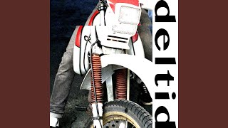 Deltid Music Video