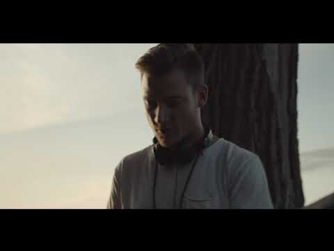 Mitch Oliver | The Aurora Series - Part I : Origins