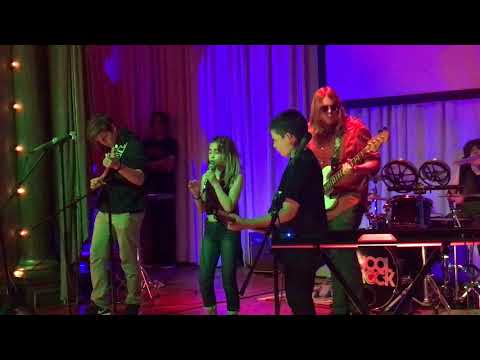School of Rock Rush Show - Fly by Night