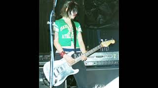 The Distillers - Bullet and the bullseye (Hardcore Punk)