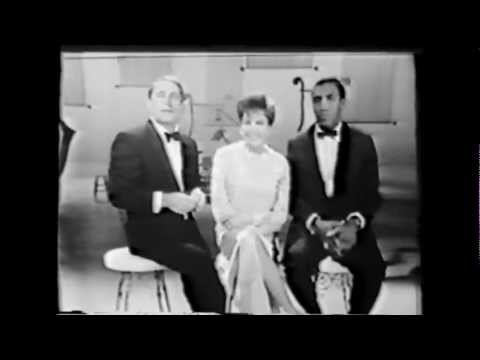 Judy Garland & Perry Como & Bill Cosby: "The search for the ring" (TV comedy skit)