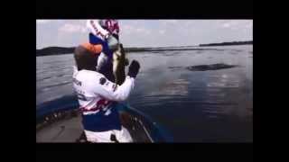 preview picture of video 'Bass Fishing Rusty Rust & Pat Anderson Lake Guntersville  8-25-2013'