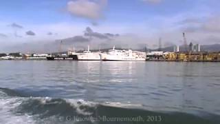 preview picture of video 'Mactan Ferry, Muelle Osmena, Lapu Lapu, Cebu, Philippines ( 7 )'