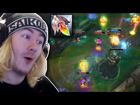 League of Legends but we're Lillia using redemption to nuke people from across the map