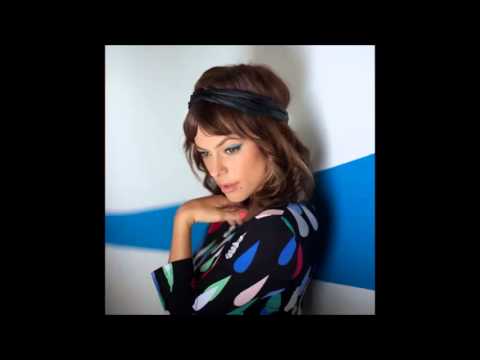 Honey Bee - Lenka