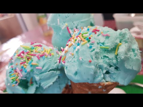 SMURF ICE CREAM  RECIPE SCHLUMPEIS  / BLUE ICE CREAM / Evangeline Ruffiner