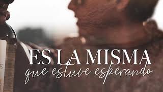 Abrazado de un Poste Music Video