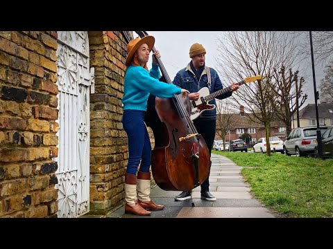 Lovesick Duo live in LONDON 2023 Busking