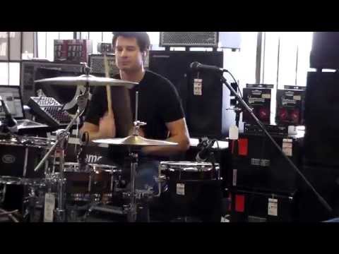 download lagu mp3 mp4 Collective Soul Drummer, download lagu Collective Soul Drummer gratis, unduh video klip Collective Soul Drummer