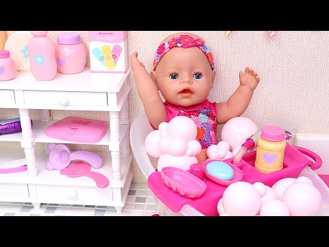 Bath time and other family routines! Play Dolls collection