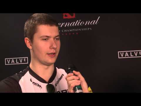 Puppey on Na´Vi´s fountain hook strat - The International 2013