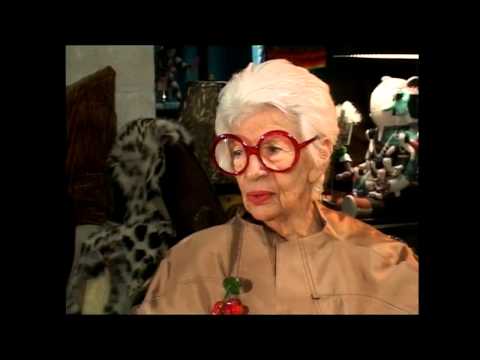Debra!!!: Season 1, Episode 07 Iris Apfel