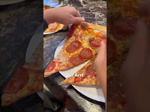 Joe’s pizza in NYC #shorts #food