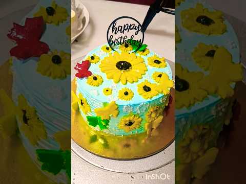 Easy cake design |sunflower theme cake #shorts