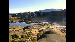 preview picture of video 'Campamento en Laguna Negra, Marcahuasi, Peru 4000 m.s.n.m'