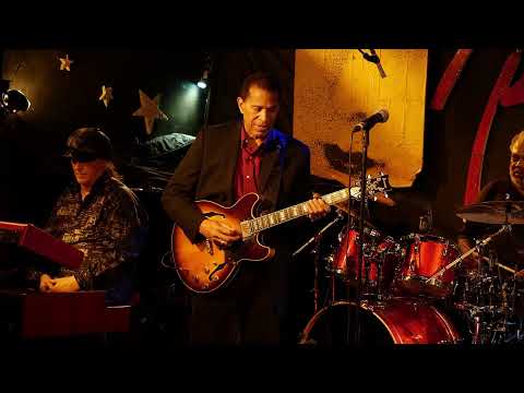 Melvin Taylor & The Slack Band - Live at Rosa's Lounge - Chicago 10/21/23