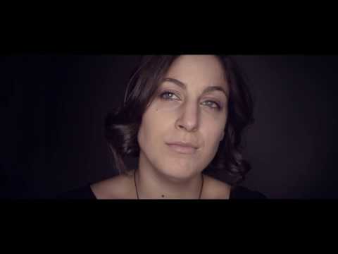 Poptracker feat. ArianA - Hold