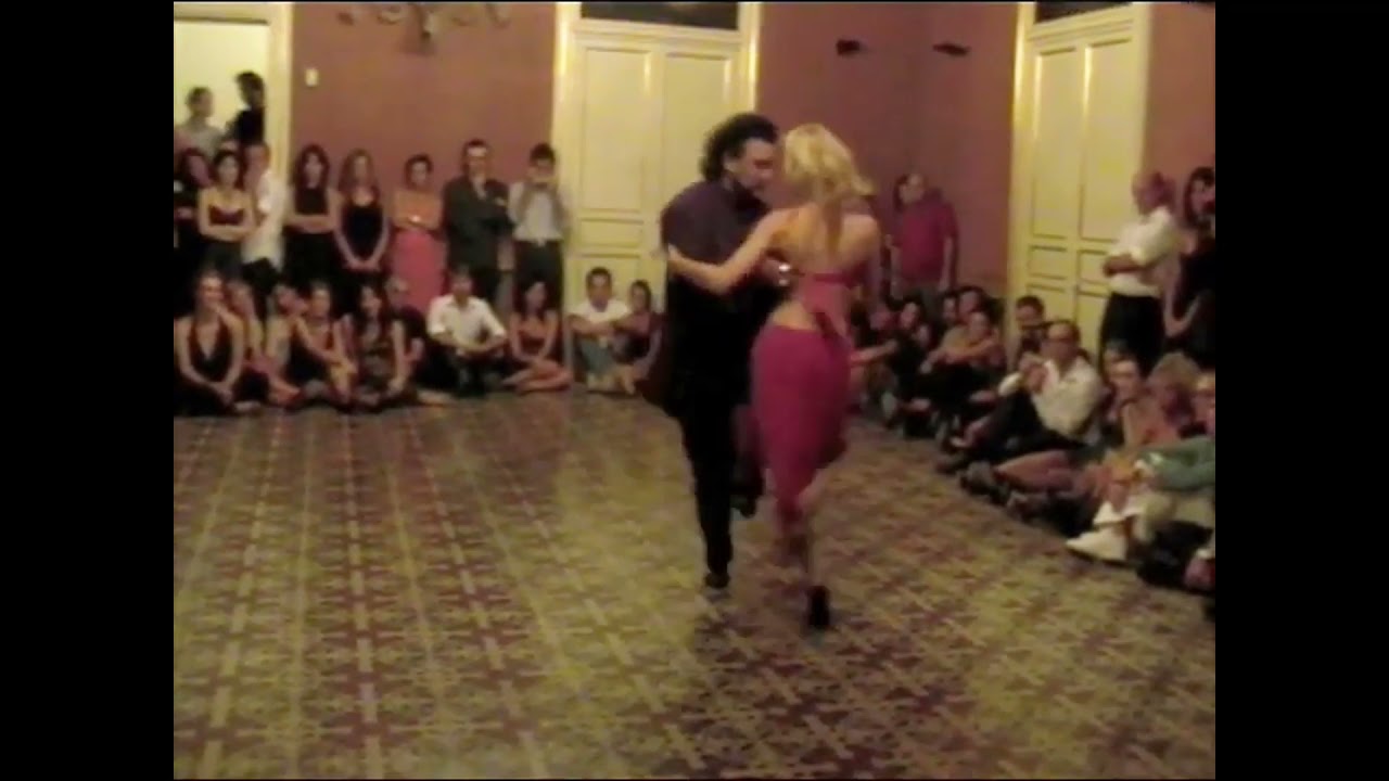 Chicho Frumboli & Eugenia Parilla dance Francisco Canaro's Milonga Sentimental