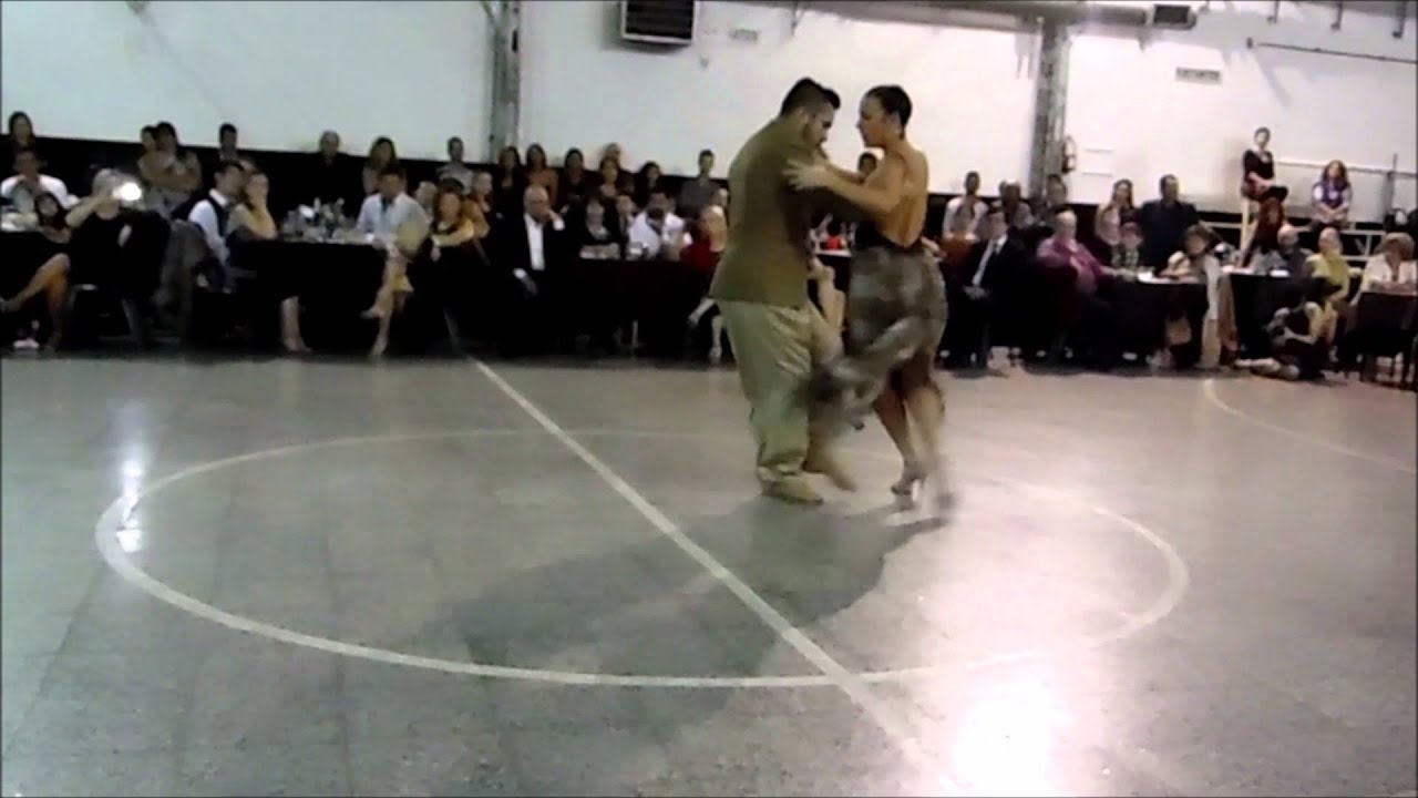 Virginia Pandolfi & Jonatan Aguero en Milonga Malena Sunderland Club 1/2