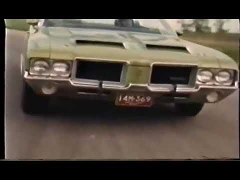 1971 Olds 442 W 30 4 speed Convertible   vintage road test