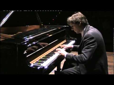 Fabio Mancini plays Looking for Something - Piano Solo