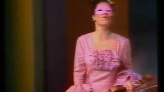 Ana & Suas Irmãs - Nono Andar