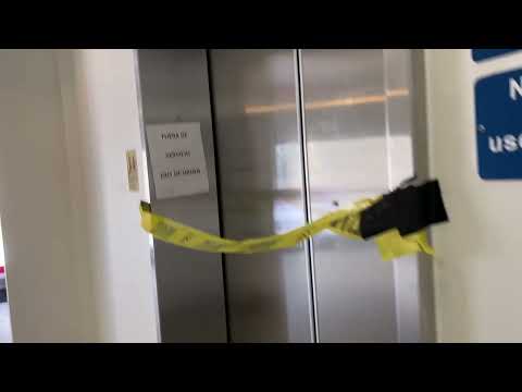 EPIC FAIL Modded Westinghouse service elevator @ Offices Of The Americas MOA Fontainebleau Miami, FL