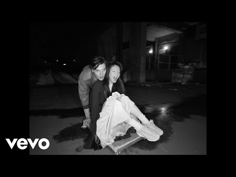 Askjell - Half Empty But Happy