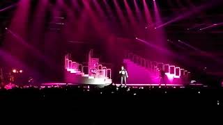 Les Enfoirés 2019 - Interlude "les gens qu'on aime" (Patrick Fiori)