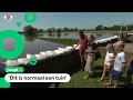 In dit dorp staat het water nog heel hoog