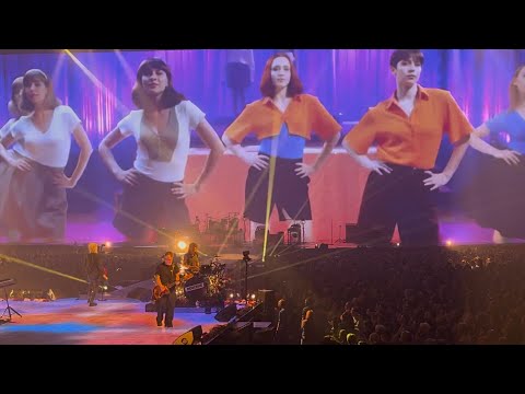 Indochine - Razzia (Live Arena Tour 2ème Vague at Arkéa Arena, Bordeaux 5 - 03/12/2025)