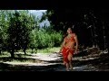 Madhuri Dixit Navel Show Hip Shaking