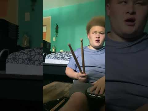 Product review of the Vic Firth 6 inch snare practice pad. ￼￼￼