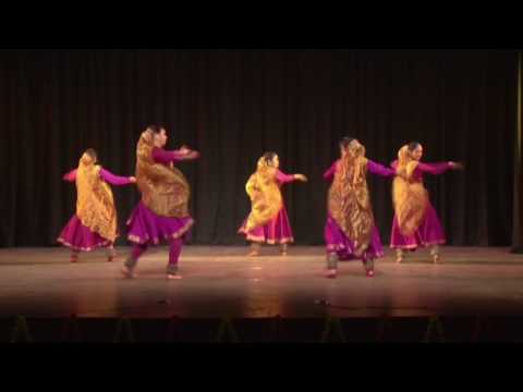 Annu Gupta As a part of  Kathak Group Choreography