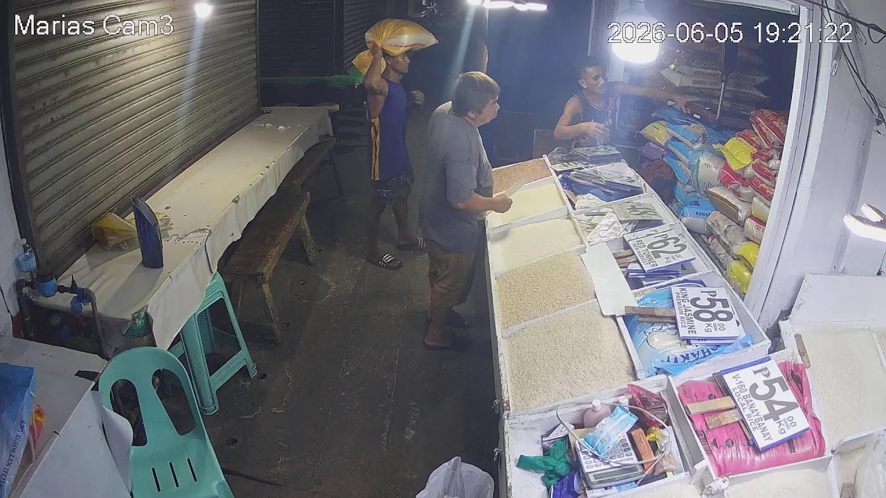 Live webcam view of Agdao Public Market Building 1 Aisle