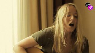 Lissie - When I&#39;m Alone - (exclusive Live in Paris + lyrics)