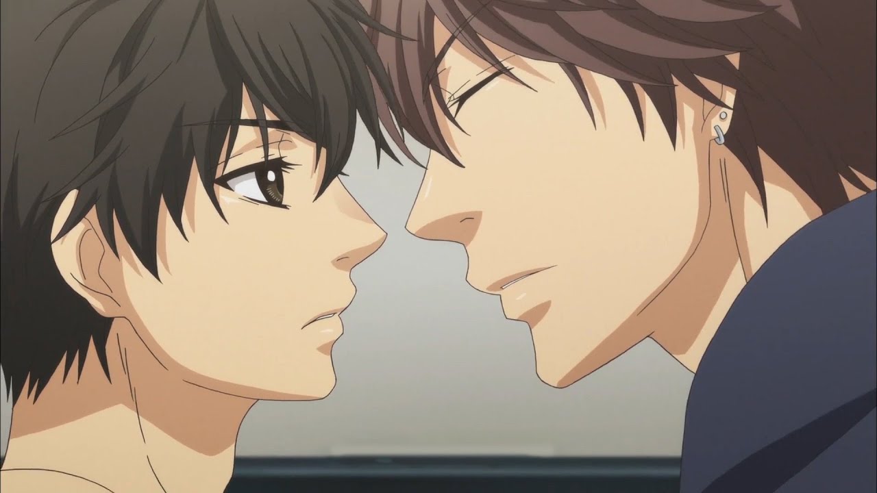 『スーパーラヴァーズ 2』ハルはレンに、虫歯はキスで感染する可能性があると言って歯医者に行くよう説得しようとするが、レンは驚いたことに、唇にはキスしなかった。