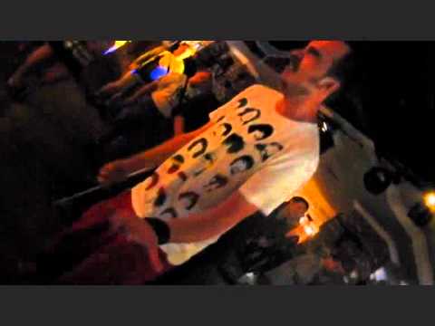 Karl Hlamkin OgneOpasnOrkestr Dancing Moscow.wmv