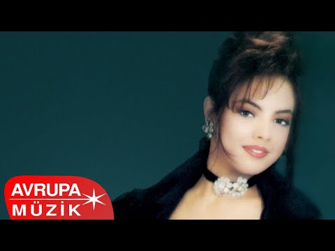 Ben Aşkı Ölümsüz Bilenlerdenim - Ebru Gündeş