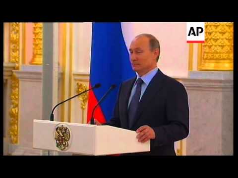 Russian president sees off Olympic team